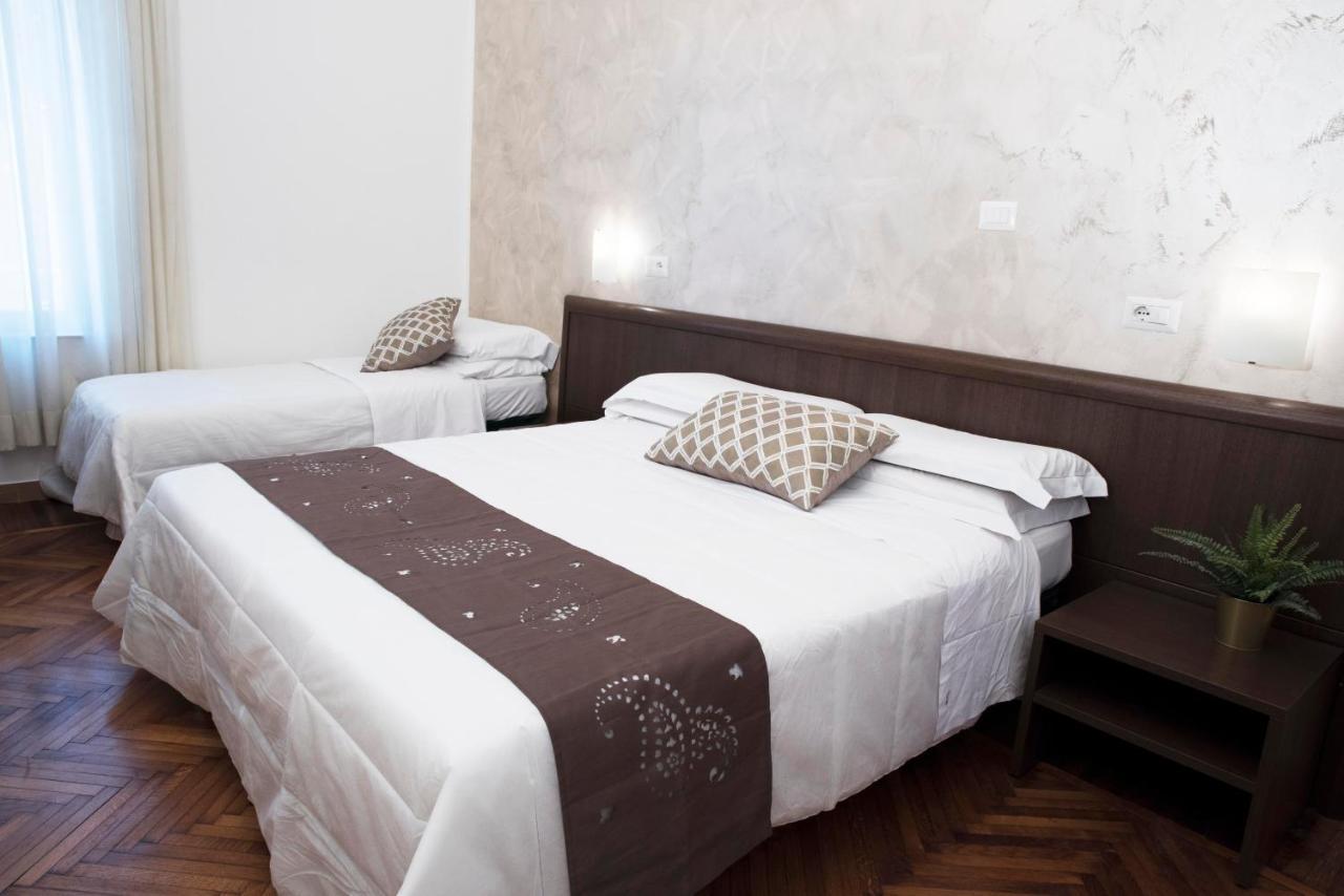Hotel Capri โรม ภายนอก รูปภาพ
